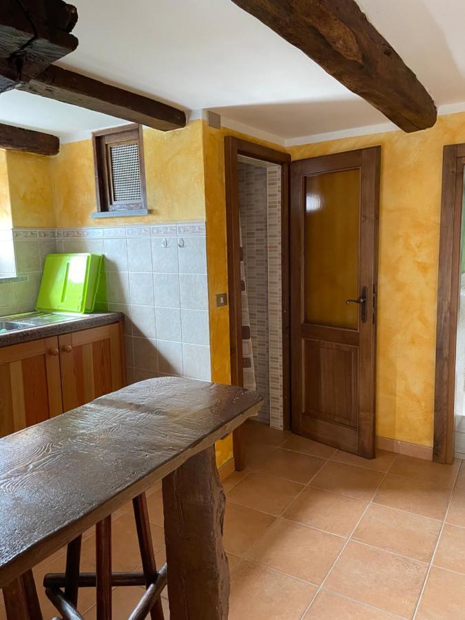 Vila Casa Vacanze La Carbunera Domodossola Exteriér fotografie