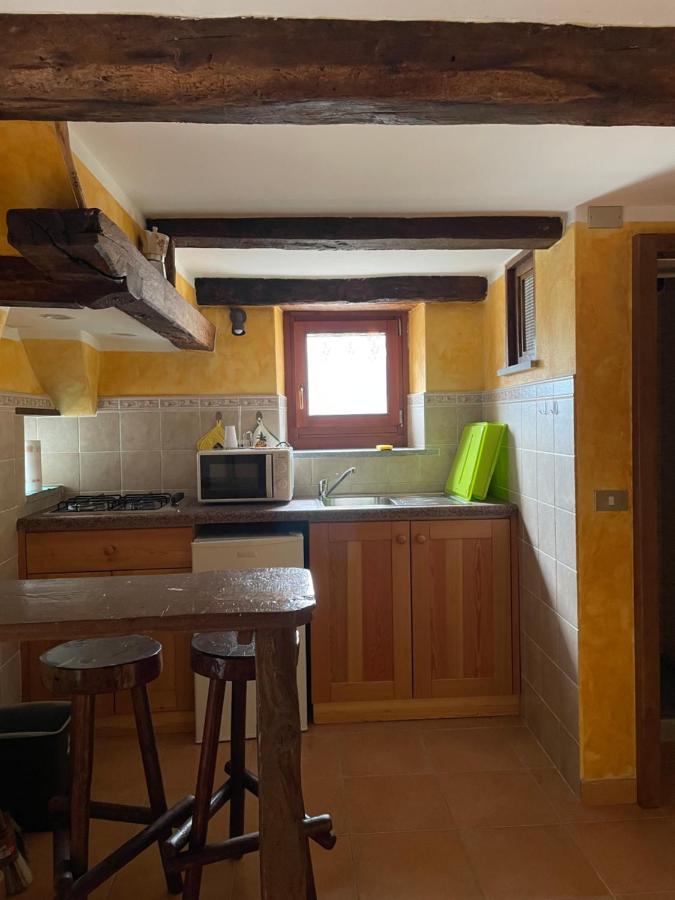 Vila Casa Vacanze La Carbunera Domodossola Exteriér fotografie